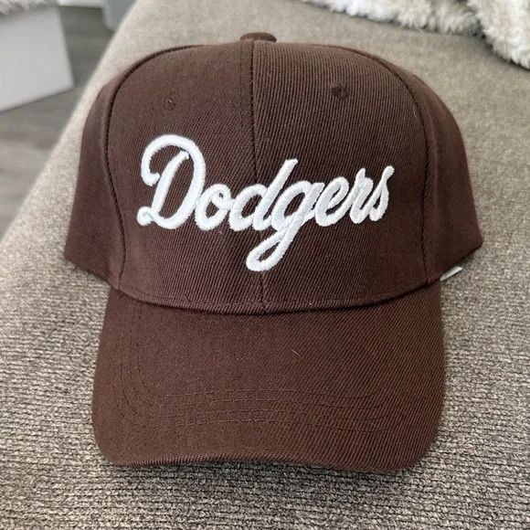 NWOT Brown LA Cap with White Embroidery - Picture 1 of 3